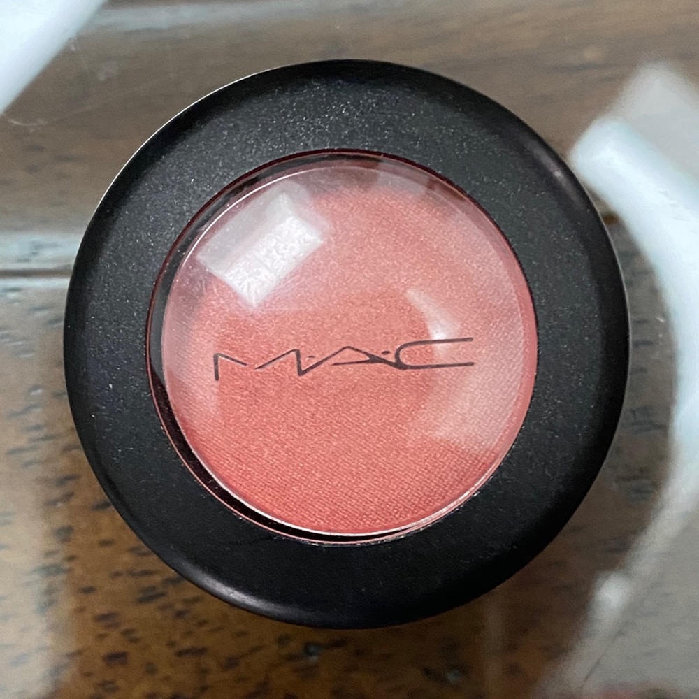 MAC eyeshadow